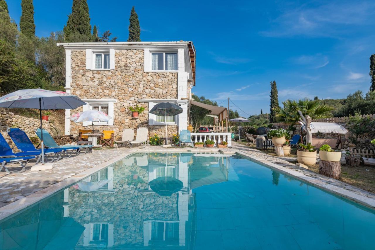 Stelios Stone House Sinarades Villa Kouramades Exterior photo