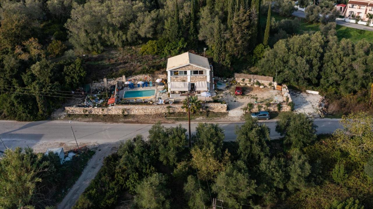 Stelios Stone House Sinarades Villa Kouramades Exterior photo